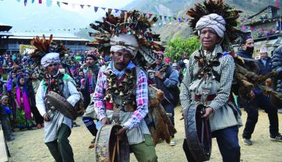Dancing Shamans nin Rolpa, Culture of Kham Tribe