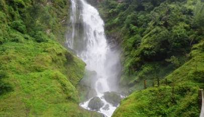 Pokali waterfall