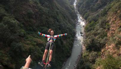Bungy-jumping at Bhotekoshi