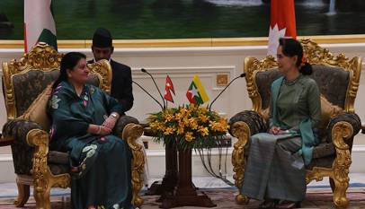 Nepal's President Bidhya Devi Bhandari (Left) with Myanmar's Prime Minister Aun
